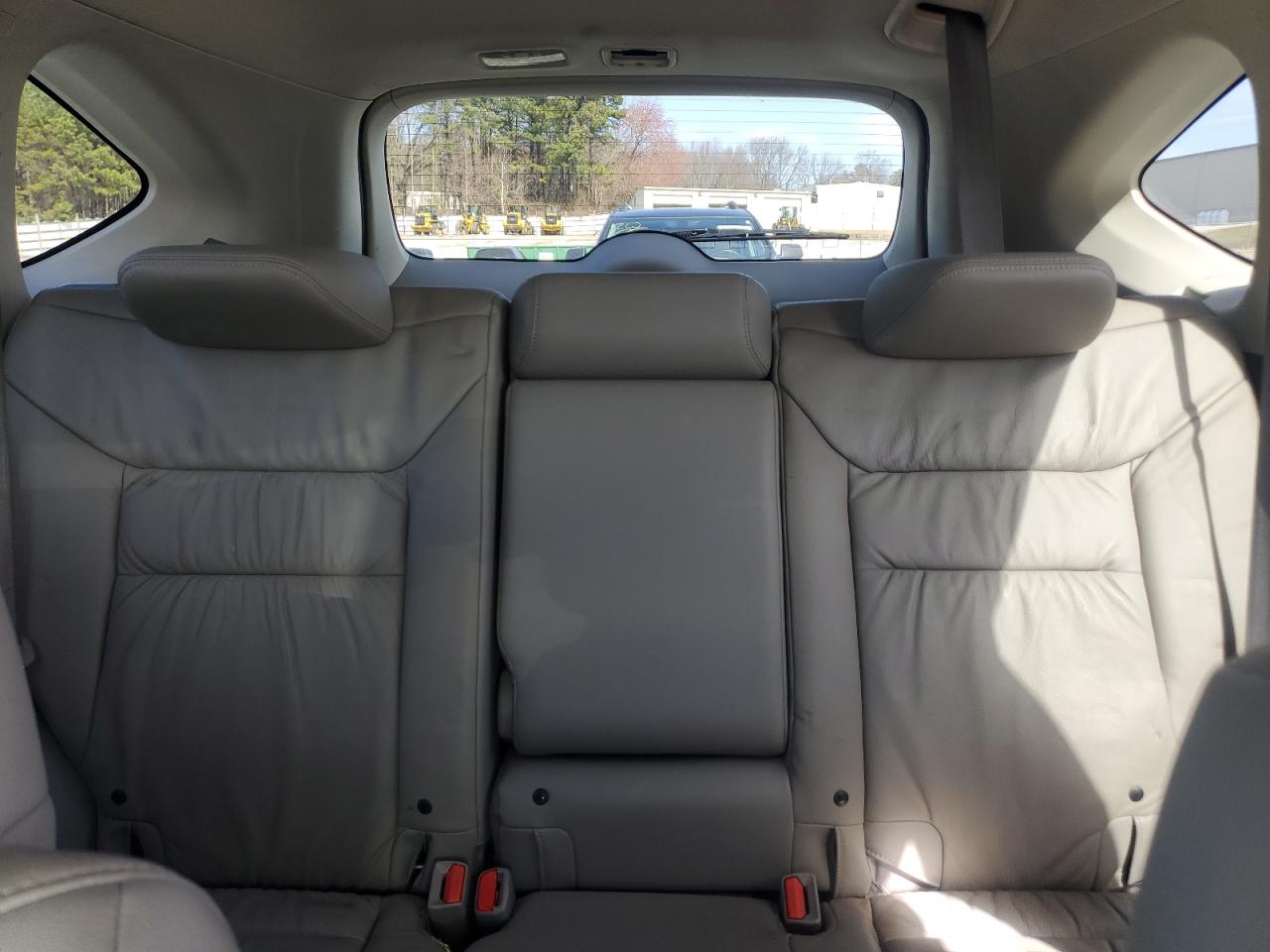 2014 Honda CR-V - Image 10
