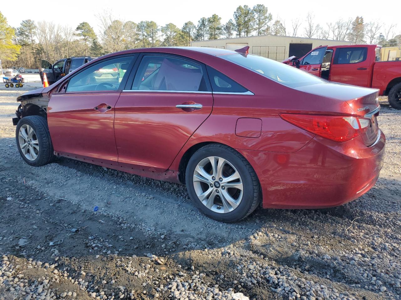 2011 Hyundai Sonata - Image 2