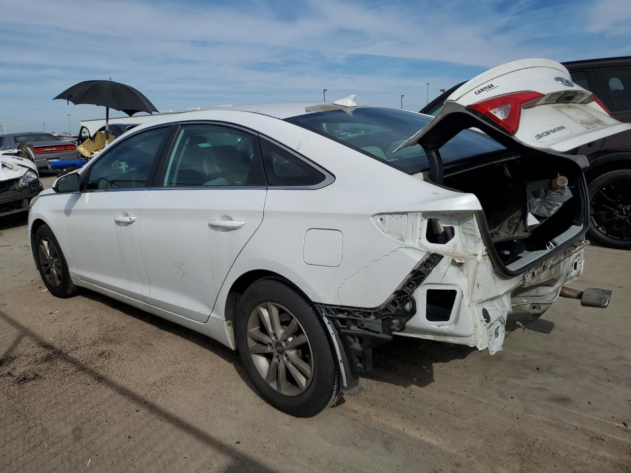 2015 Hyundai Sonata - Image 2
