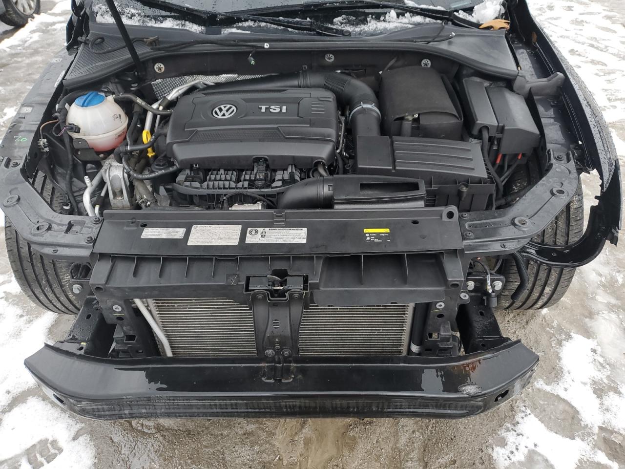 2014 Volkswagen Passat - Image 11