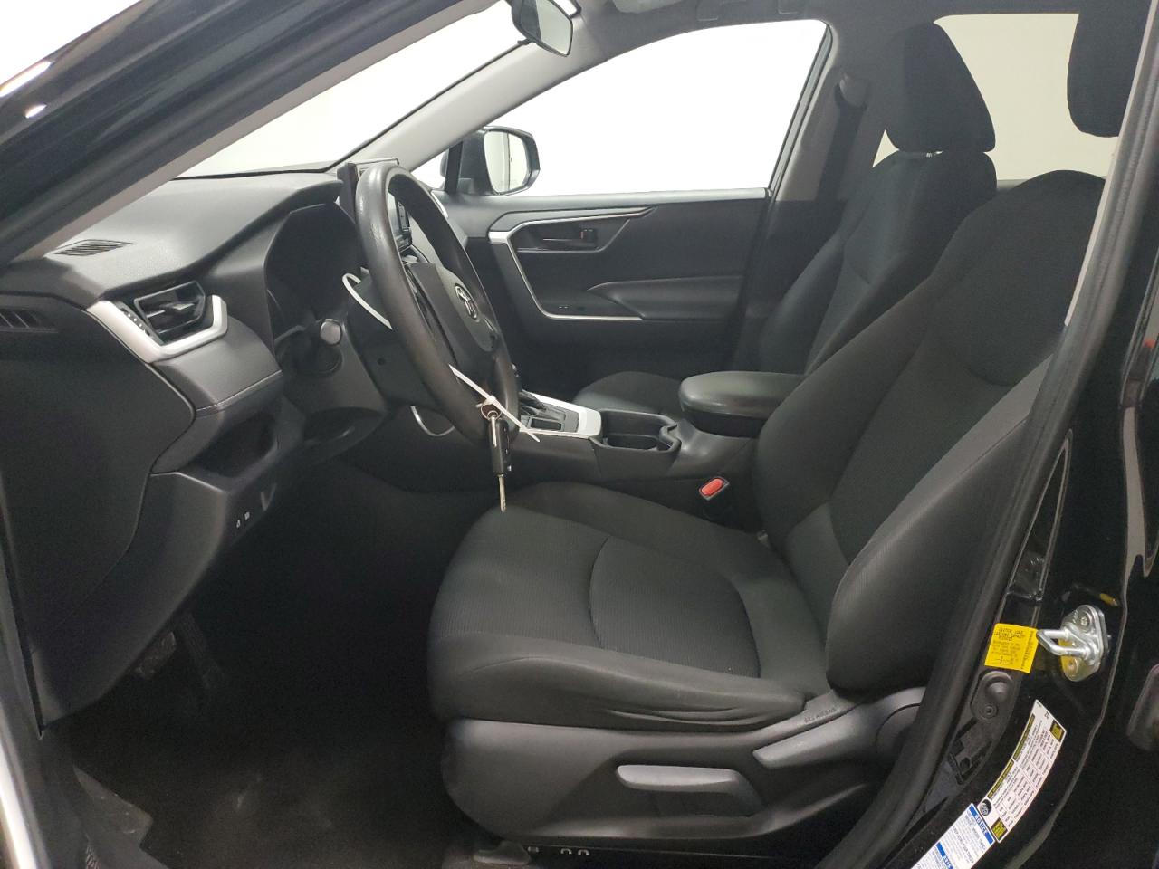 2020 Toyota RAV 4 - Image 7