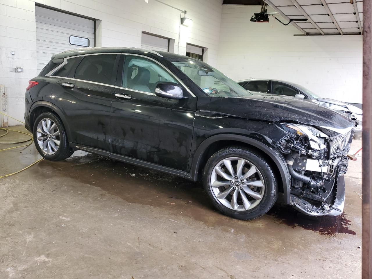 2019 Infiniti QX50 - Image 4