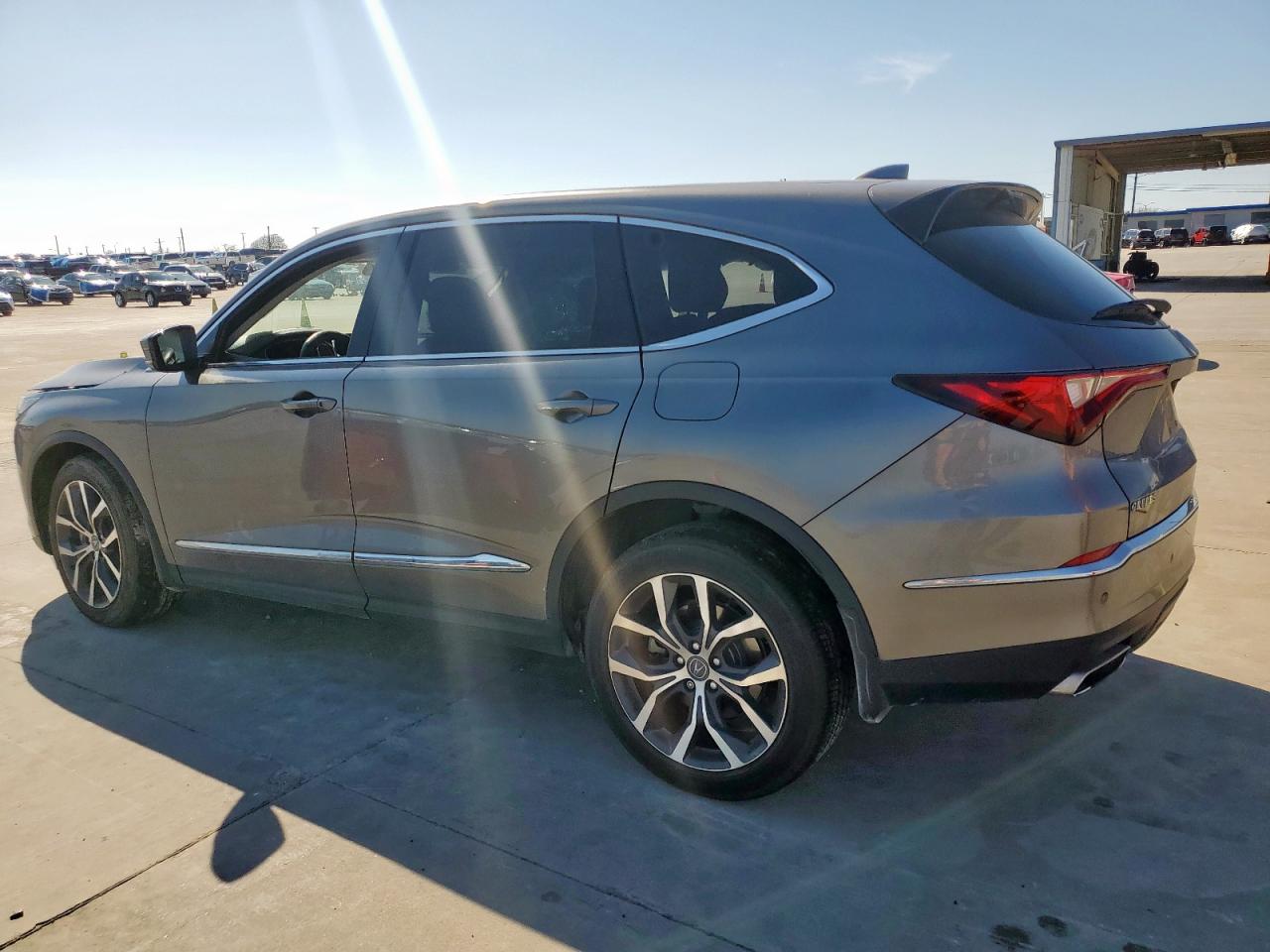 2022 Acura MDX - Image 2