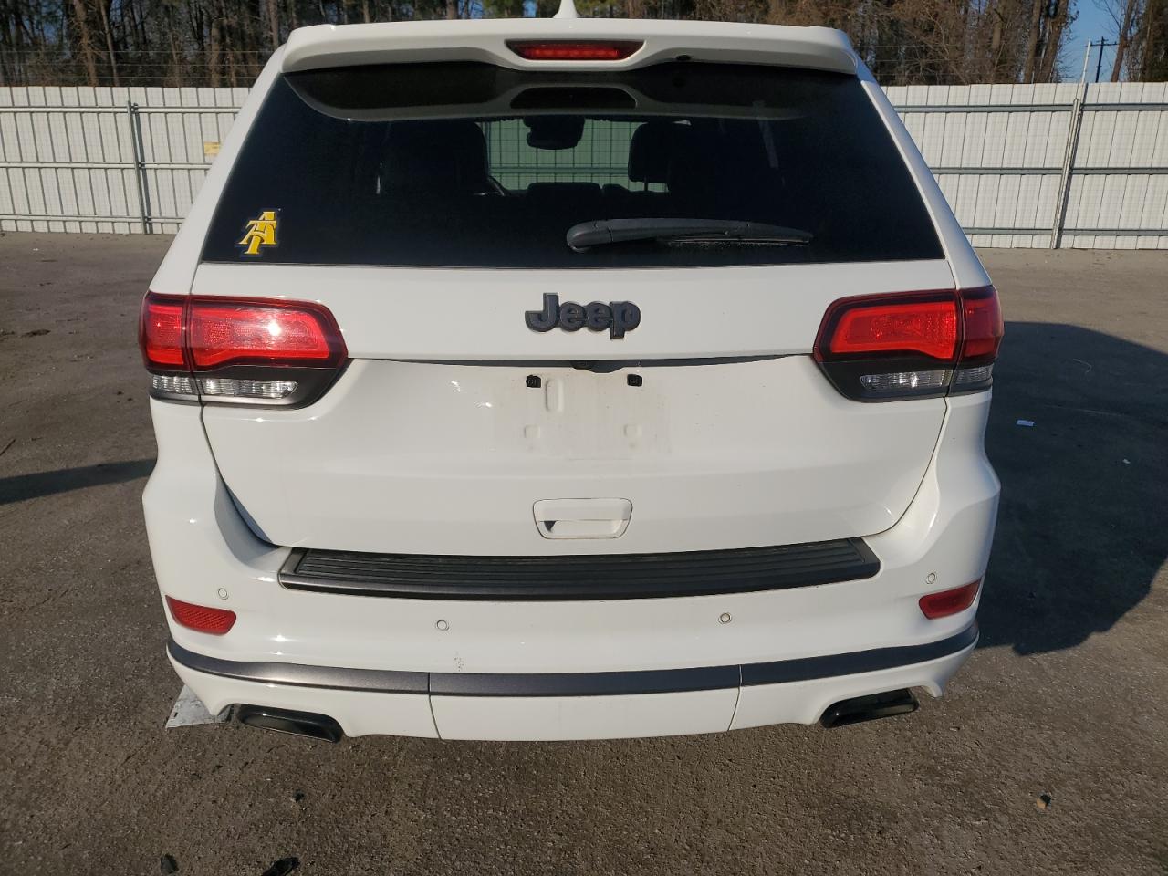 2018 Jeep Grand Cherokee - Image 6