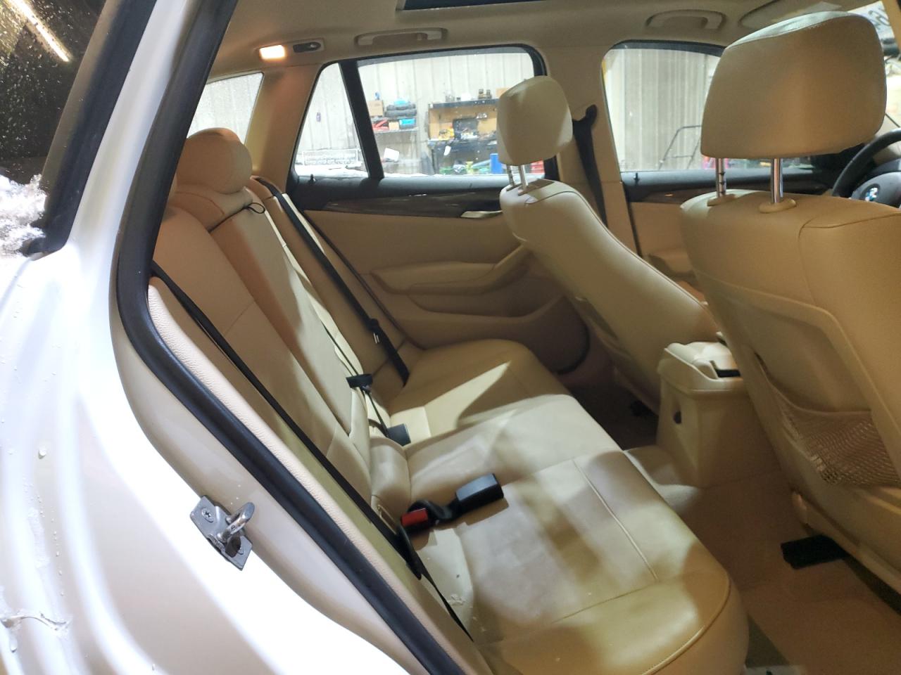 2014 BMW X1 - Image 11