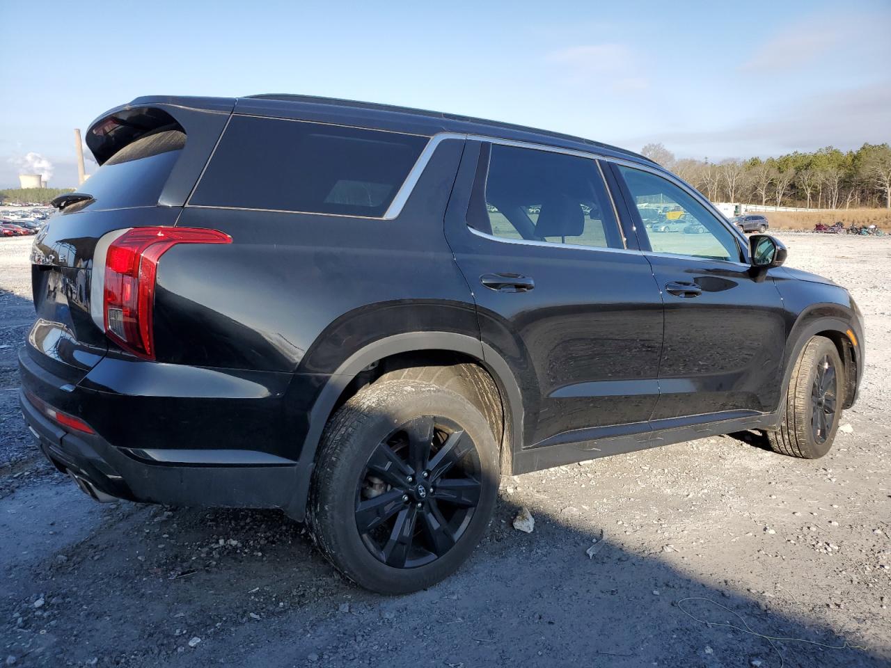 2023 Hyundai Palisade - Image 3