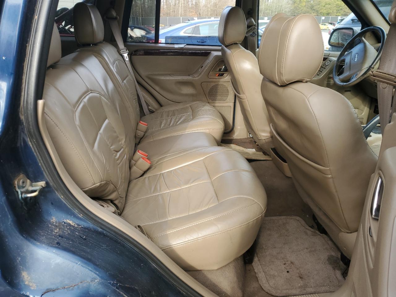 2001 Jeep Grand Cherokee - Image 11