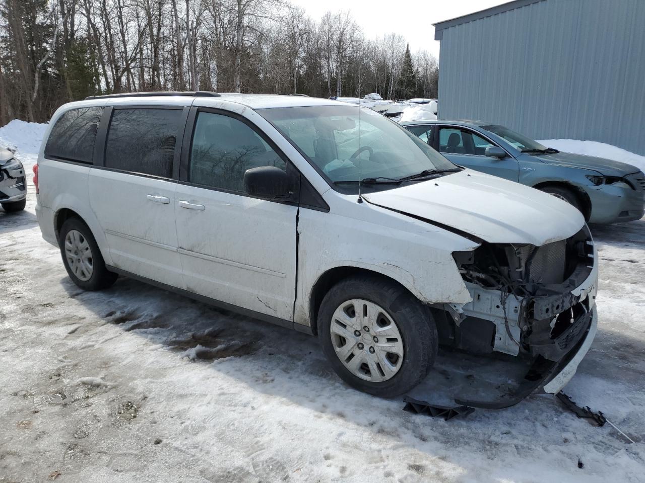 2017 Dodge Caravan - Image 4