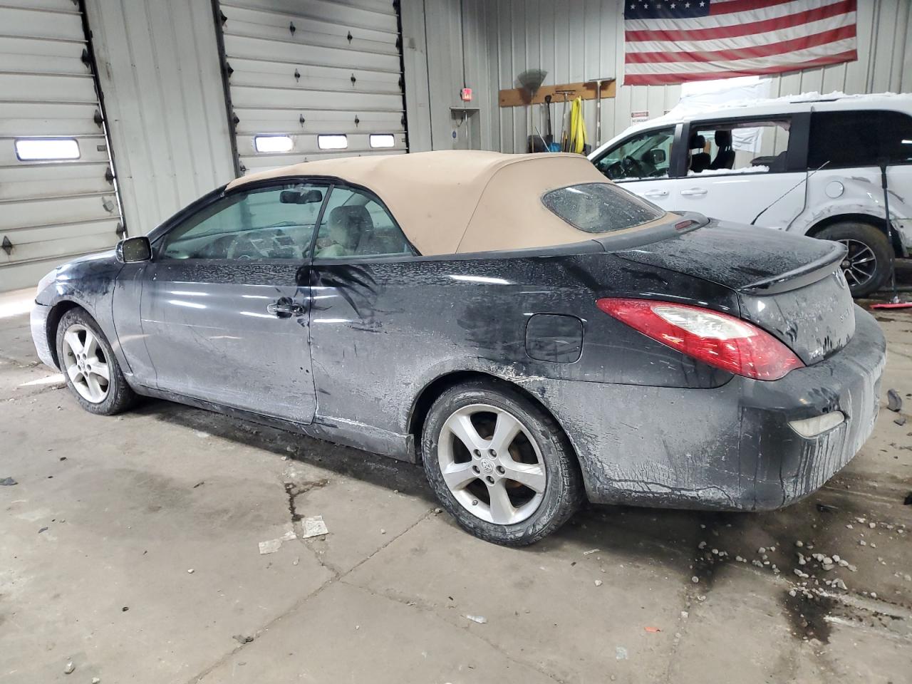 2008 Toyota Camry Solara - Image 2