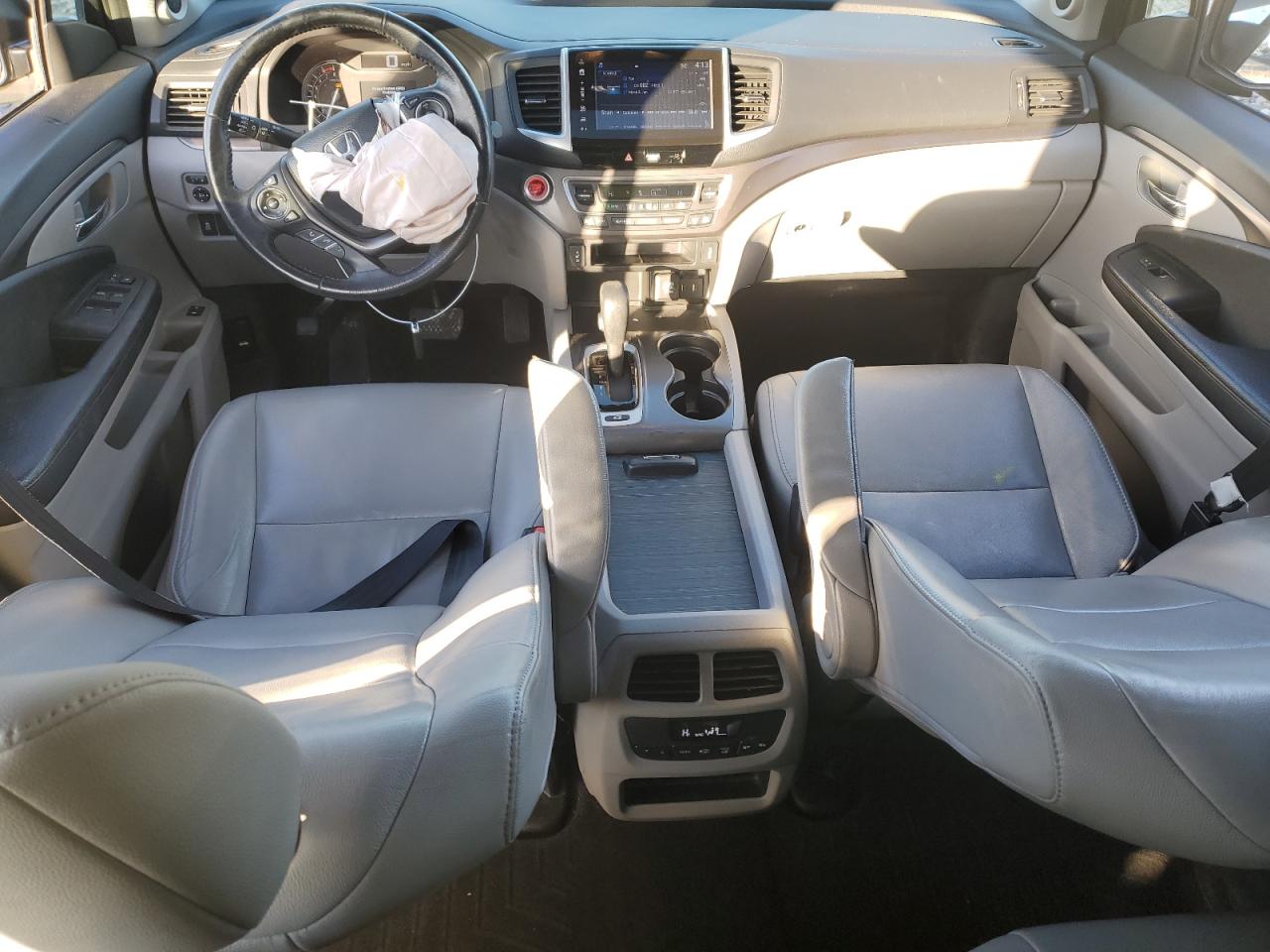 2017 Honda Pilot - Image 8