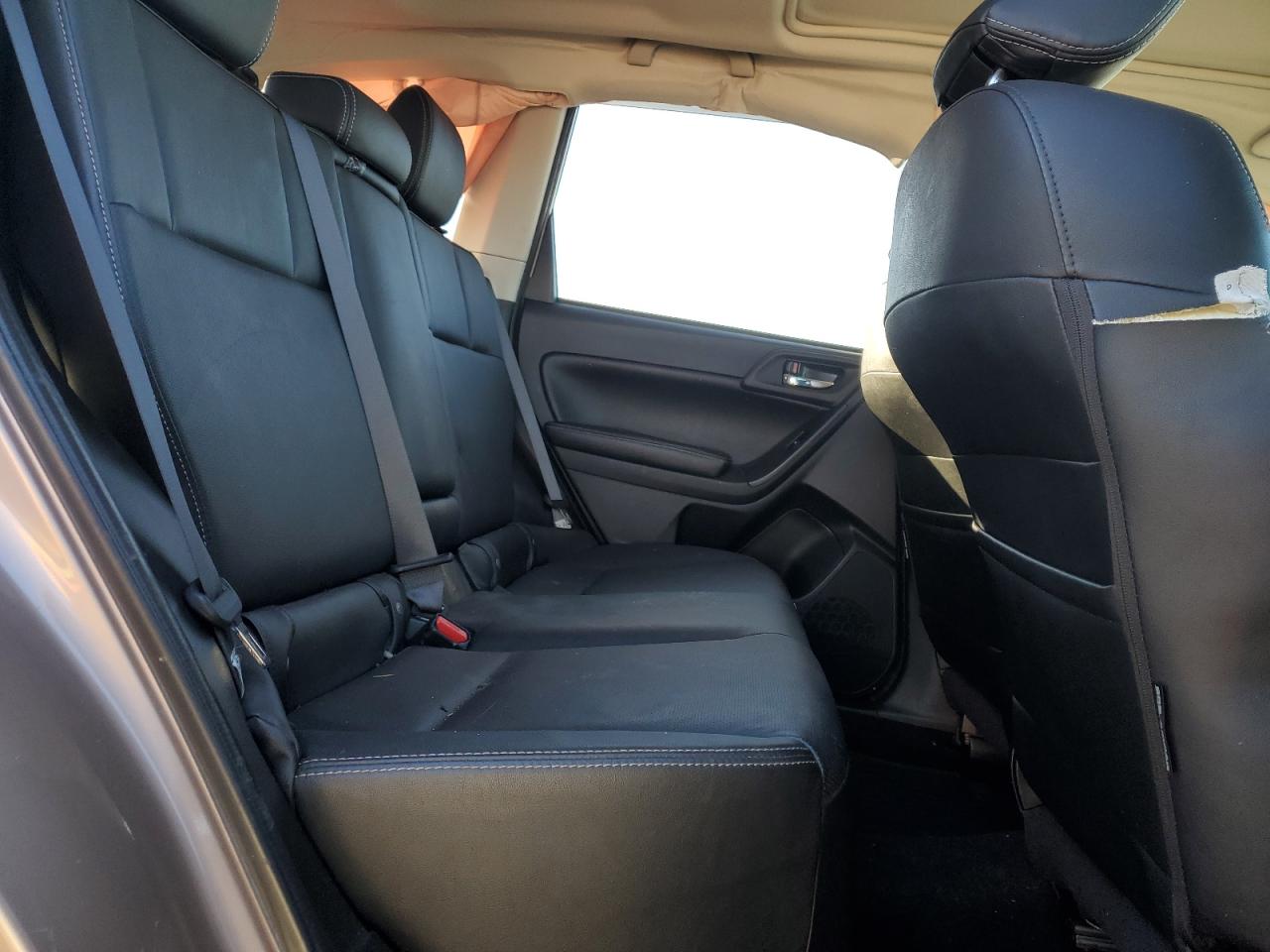 2014 Subaru Forester - Image 11
