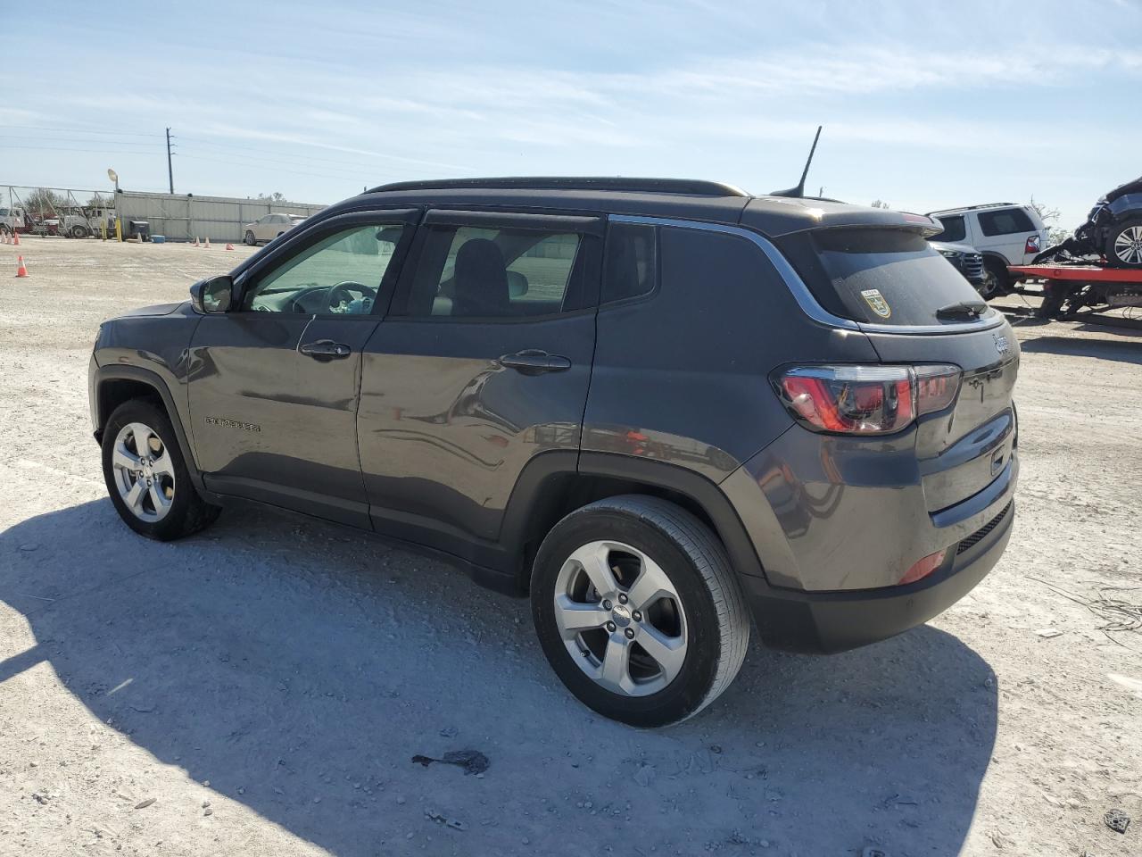 2018 Jeep Compass - Image 2