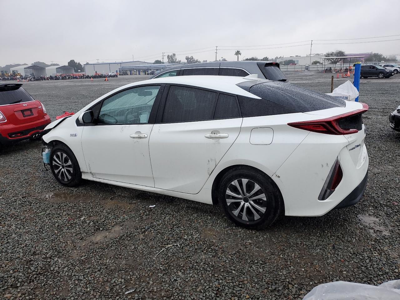 2019 Toyota Prius - Image 2
