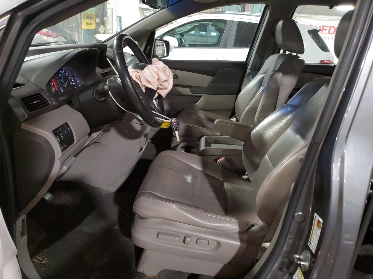 2011 Honda Odyssey - Image 7