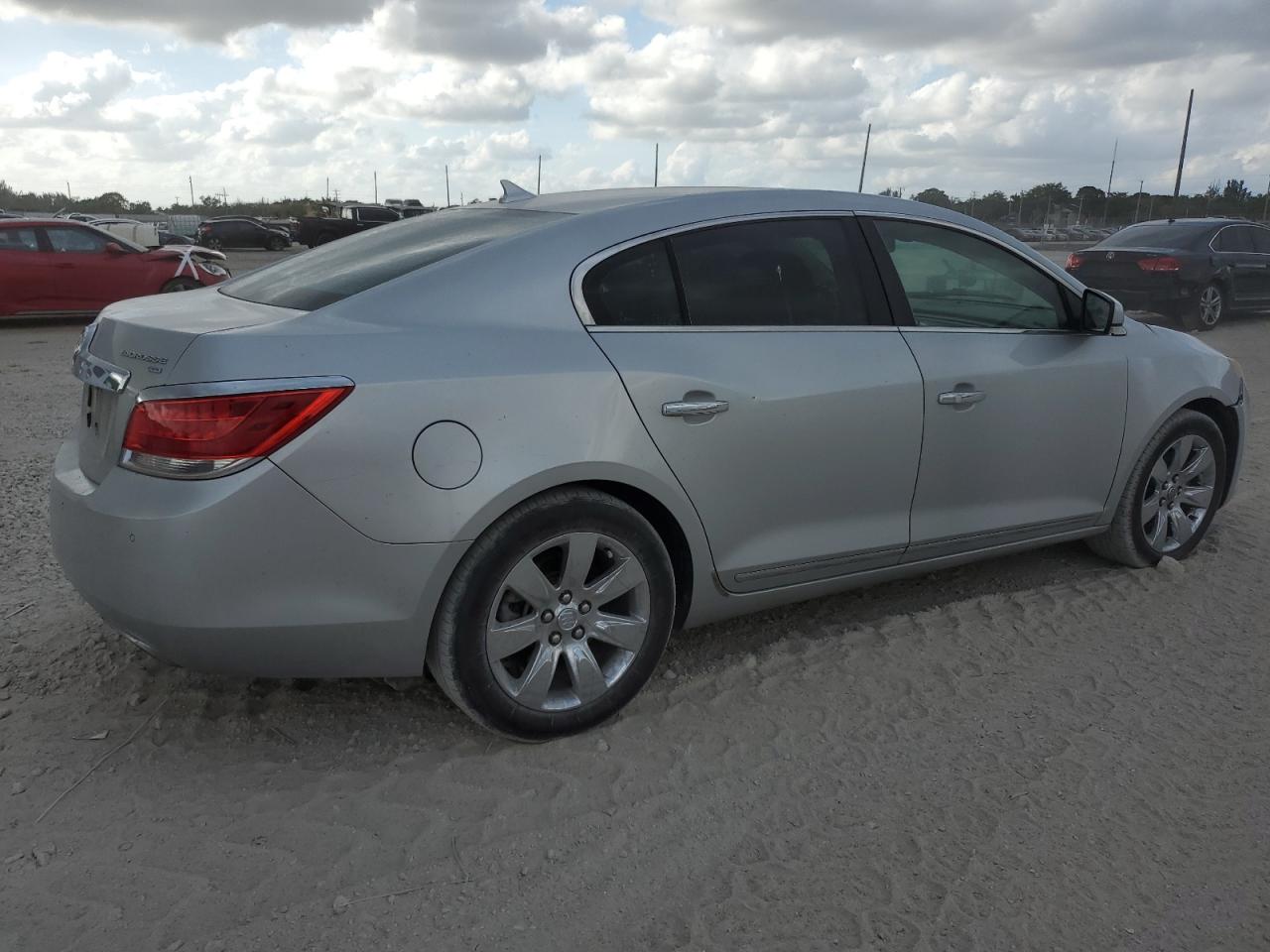 2011 Buick LaCrosse - Image 3