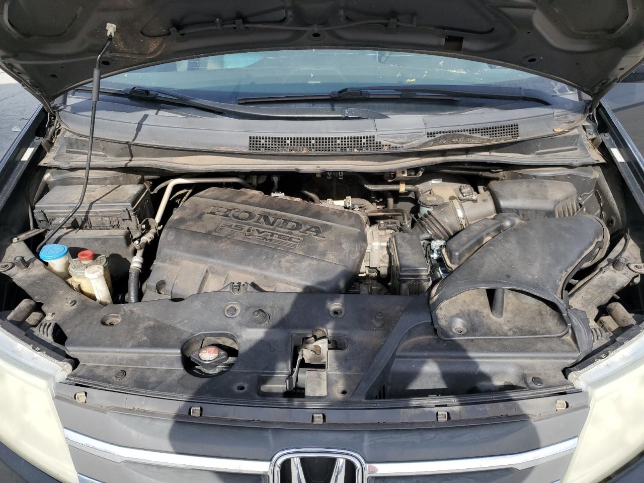 2011 Honda Odyssey - Image 12