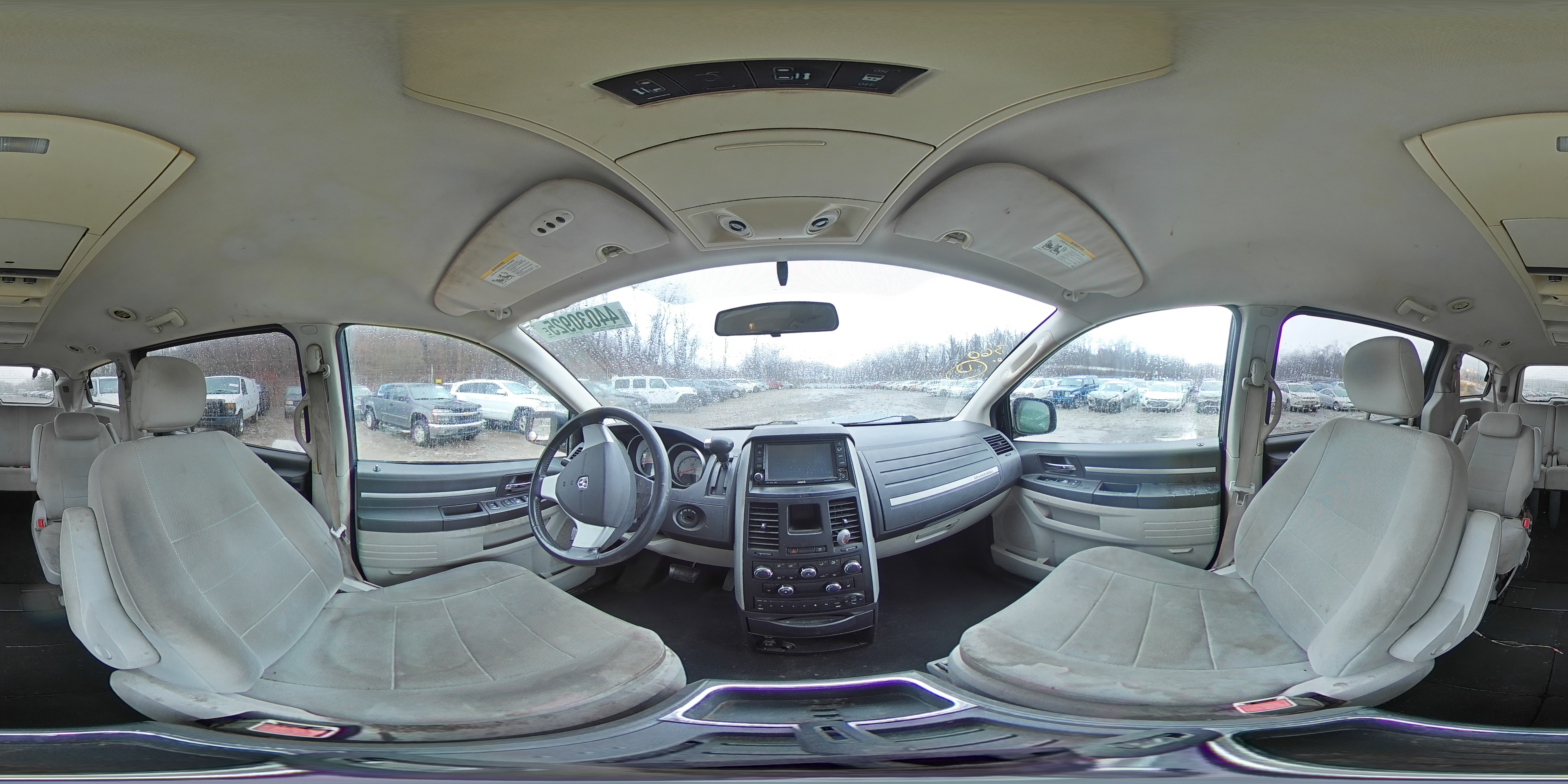 2008 Dodge Caravan - Image 13