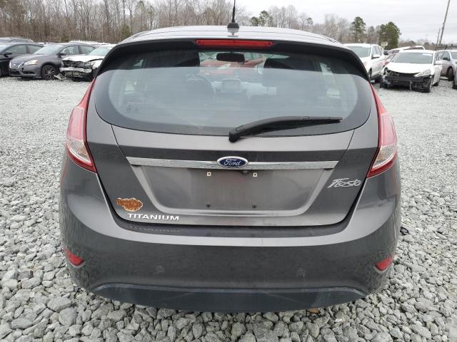  FORD FIESTA 2016 Szary