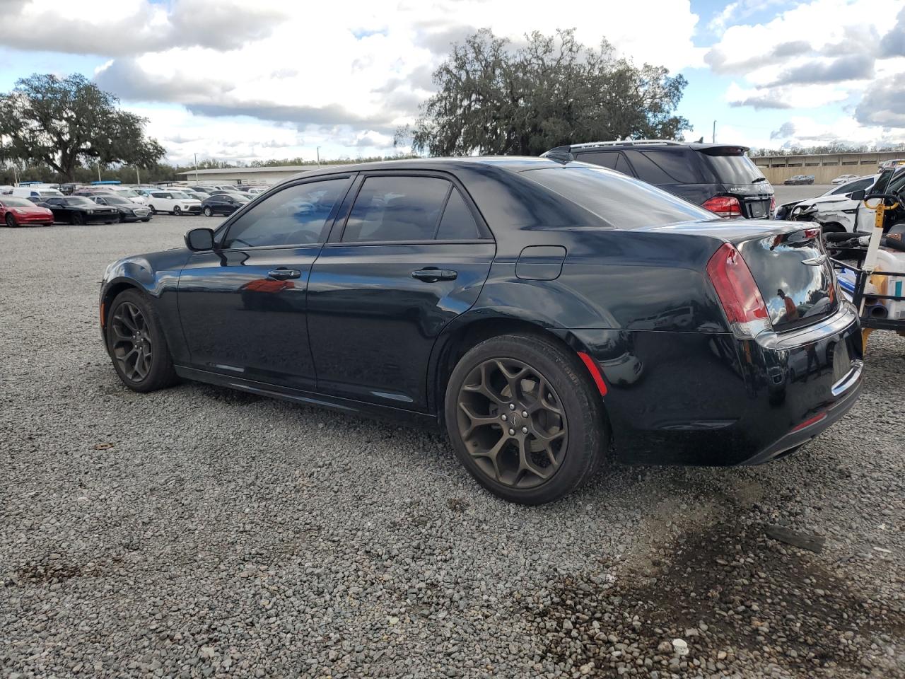 2016 Chrysler 300 - Image 2