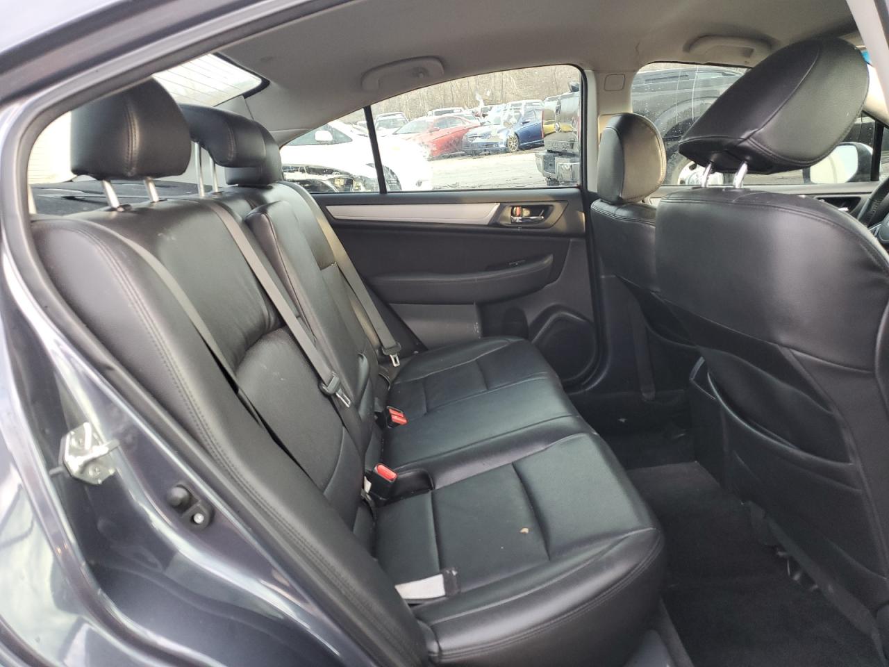 2015 Subaru Legacy - Image 10