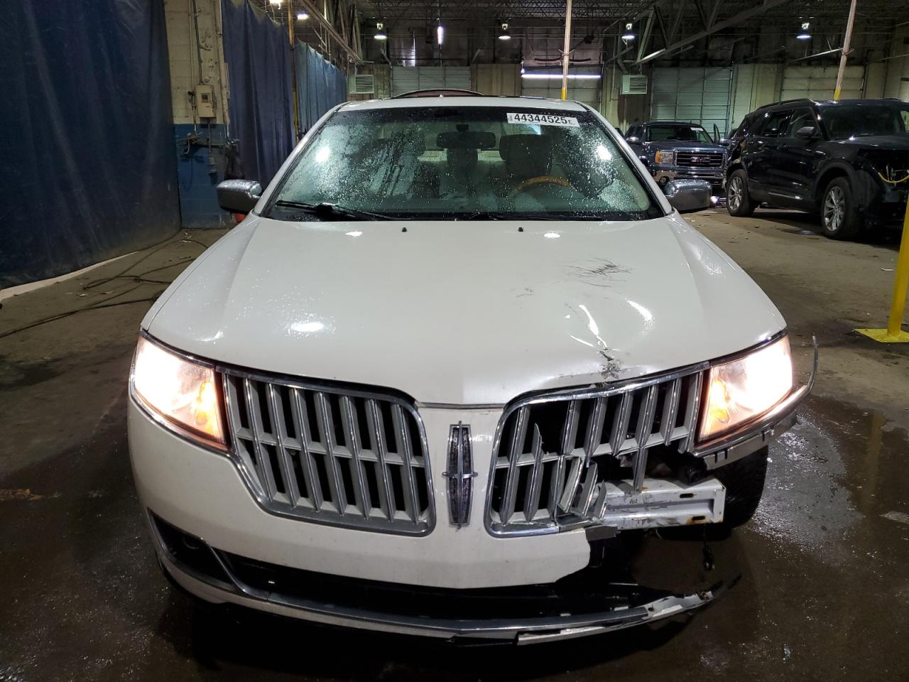 2012 Lincoln MKZ - Image 5