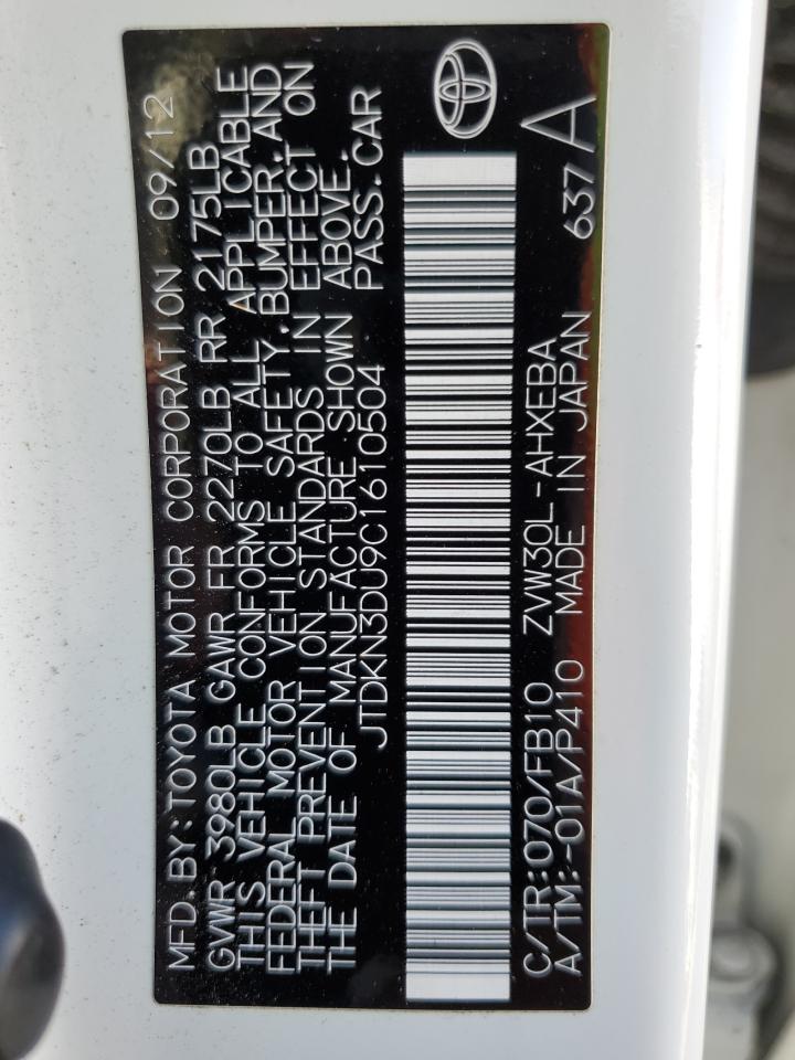 2012 Toyota Prius - Image 13