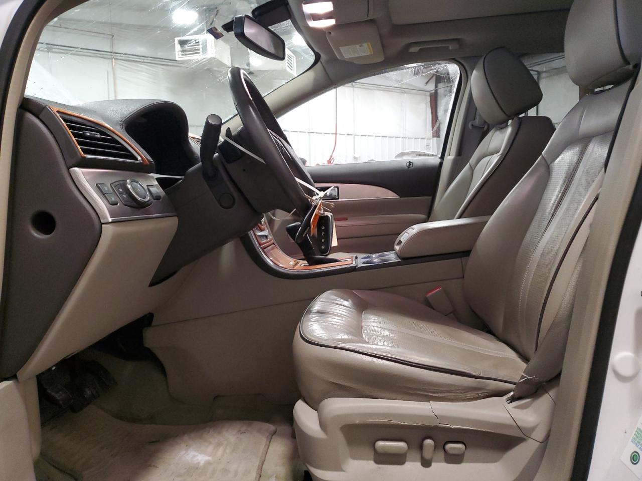 2013 Lincoln MKX - Image 7
