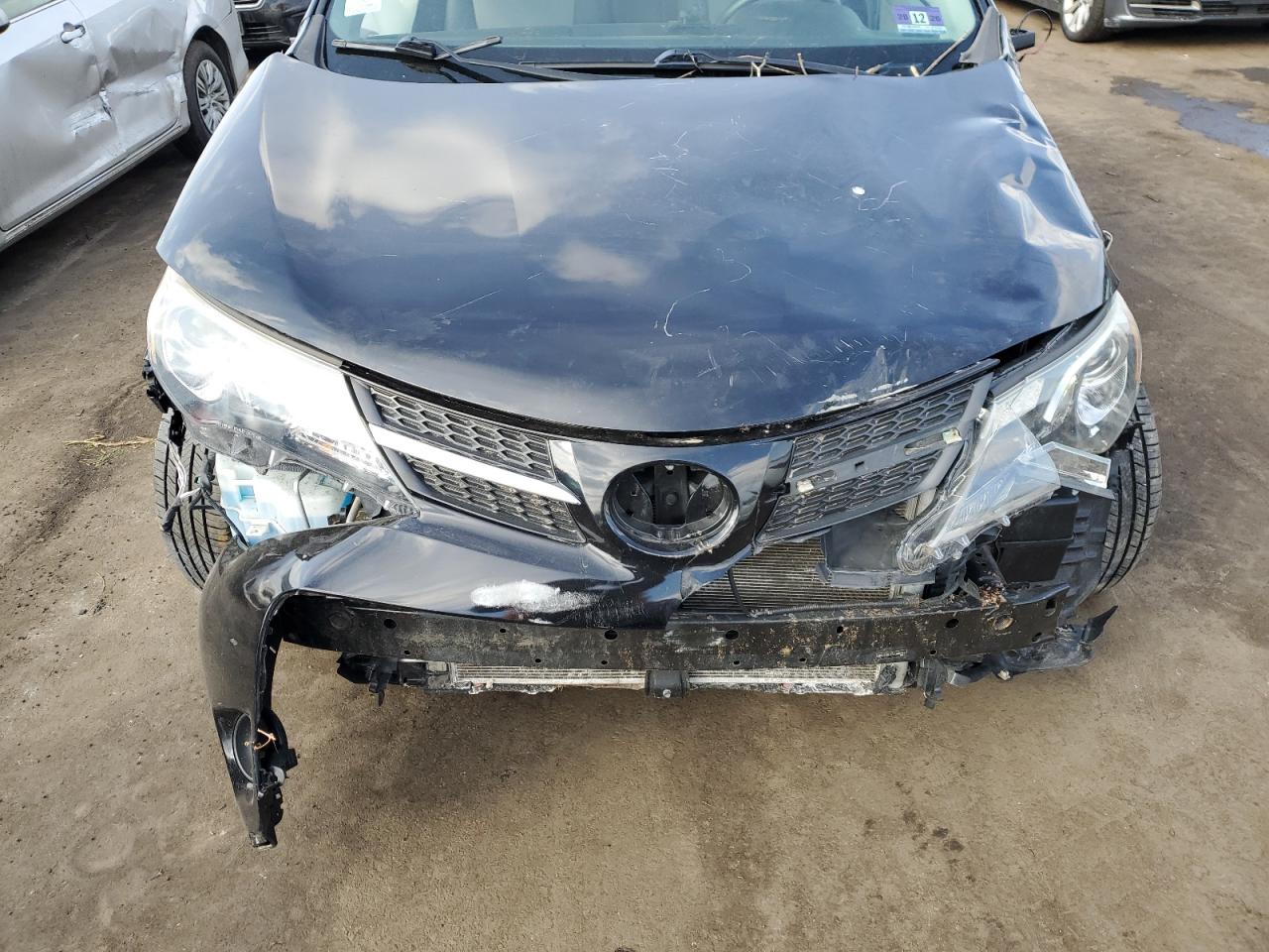 2013 Toyota RAV 4 - Image 11