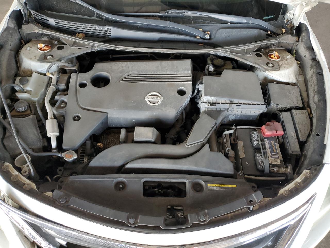 2015 Nissan Altima - Image 11