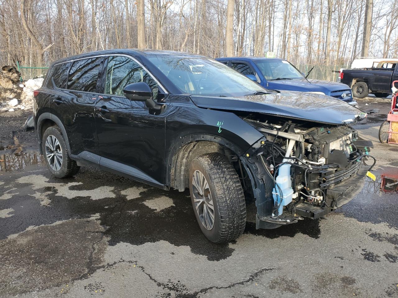 2021 Nissan Rogue - Image 4