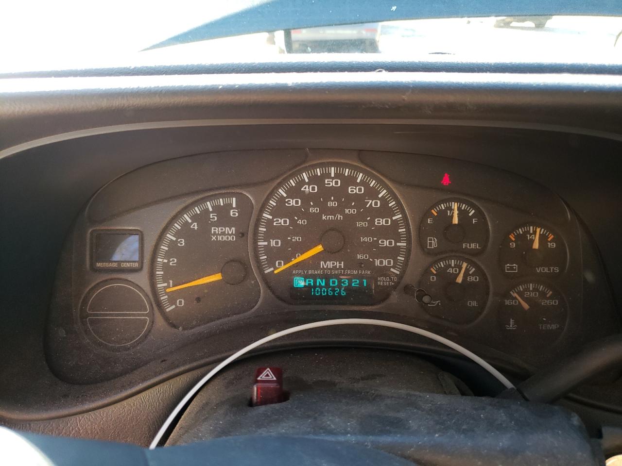 2000 GMC Sierra - Image 9