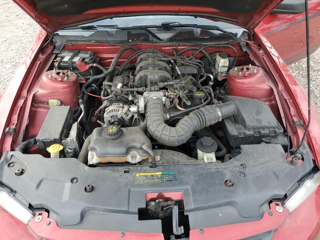 2010 Ford Mustang - Image 13