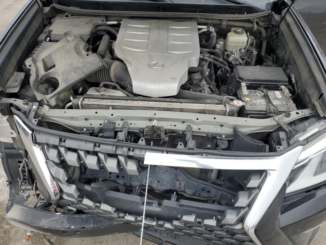 2021 Lexus GX - Image 12
