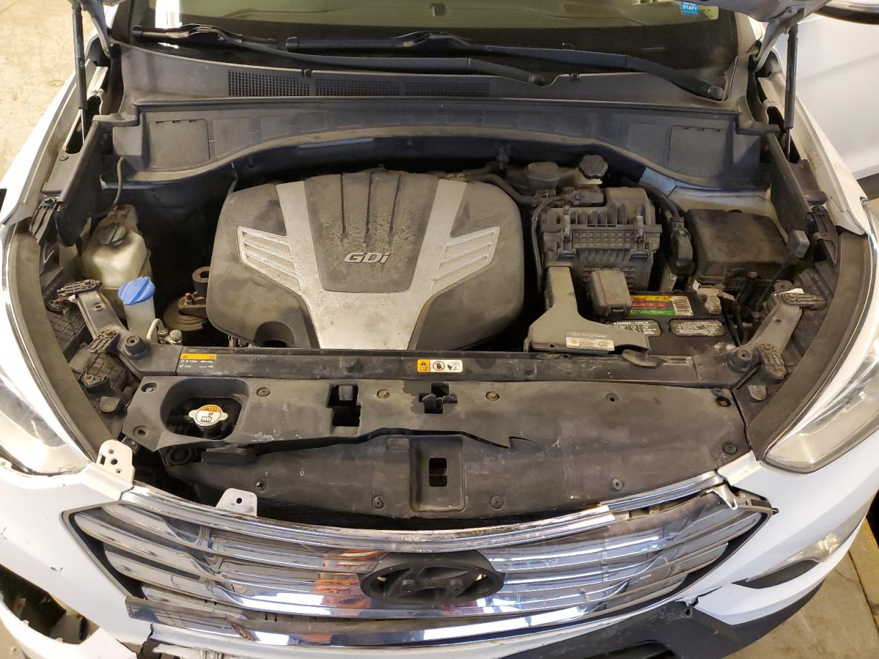 2014 Hyundai Santa Fe - Image 12