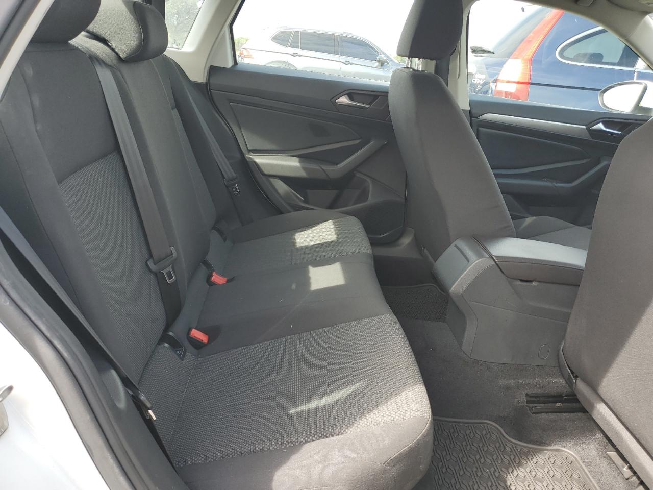 2019 Volkswagen Jetta - Image 10