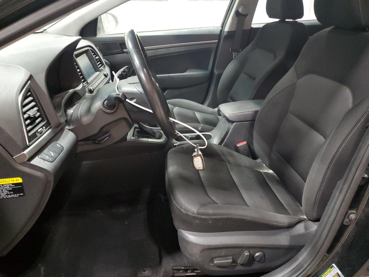 2017 Hyundai Elantra - Image 7