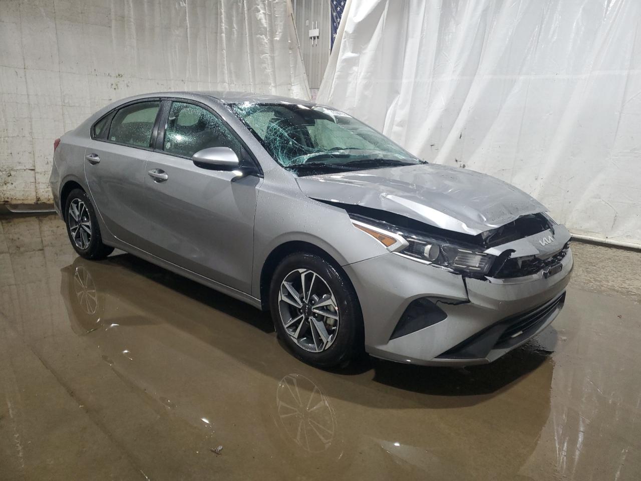 2024 Kia Forte - Image 4