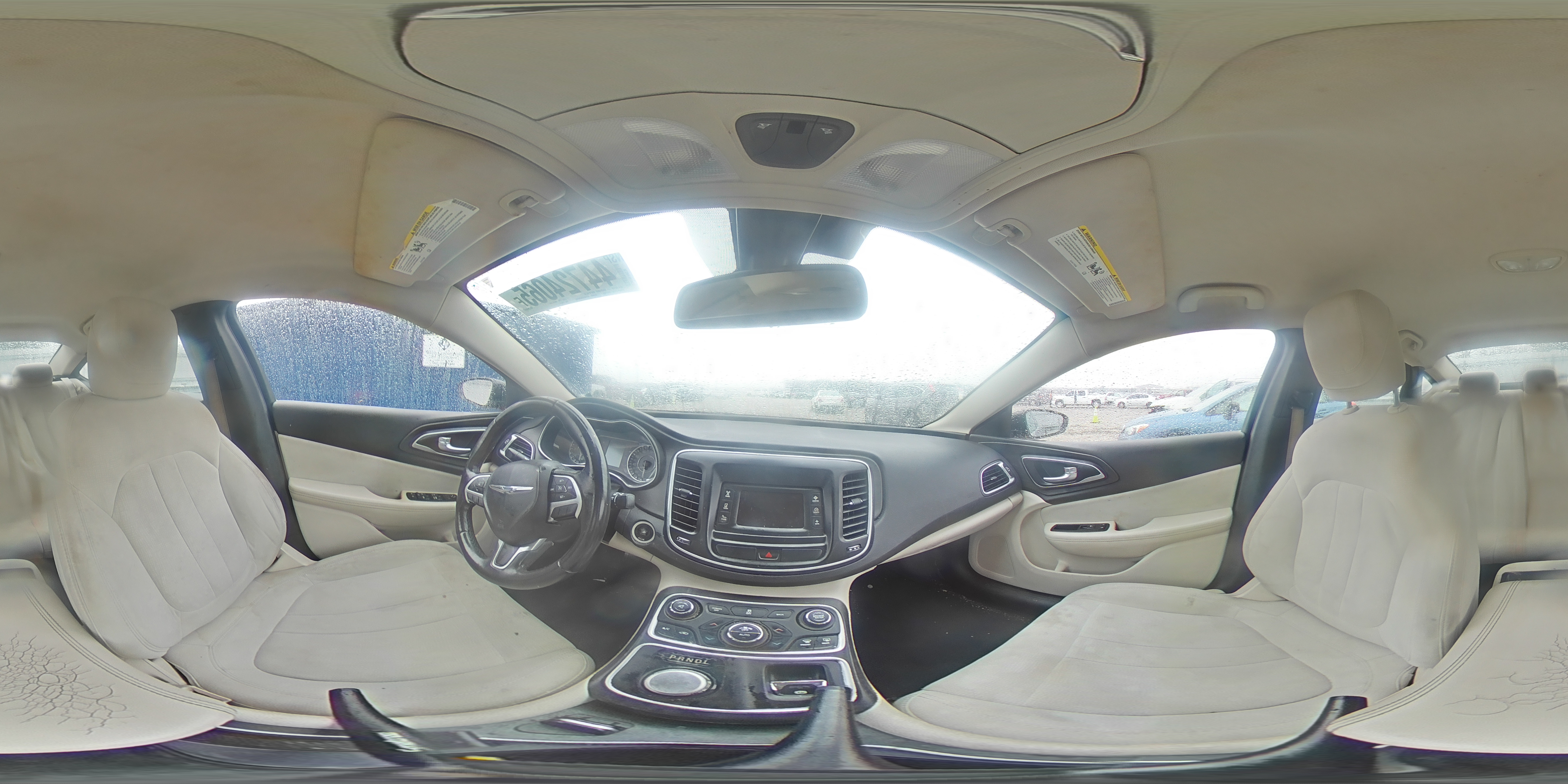 2015 Chrysler 200 - Image 13
