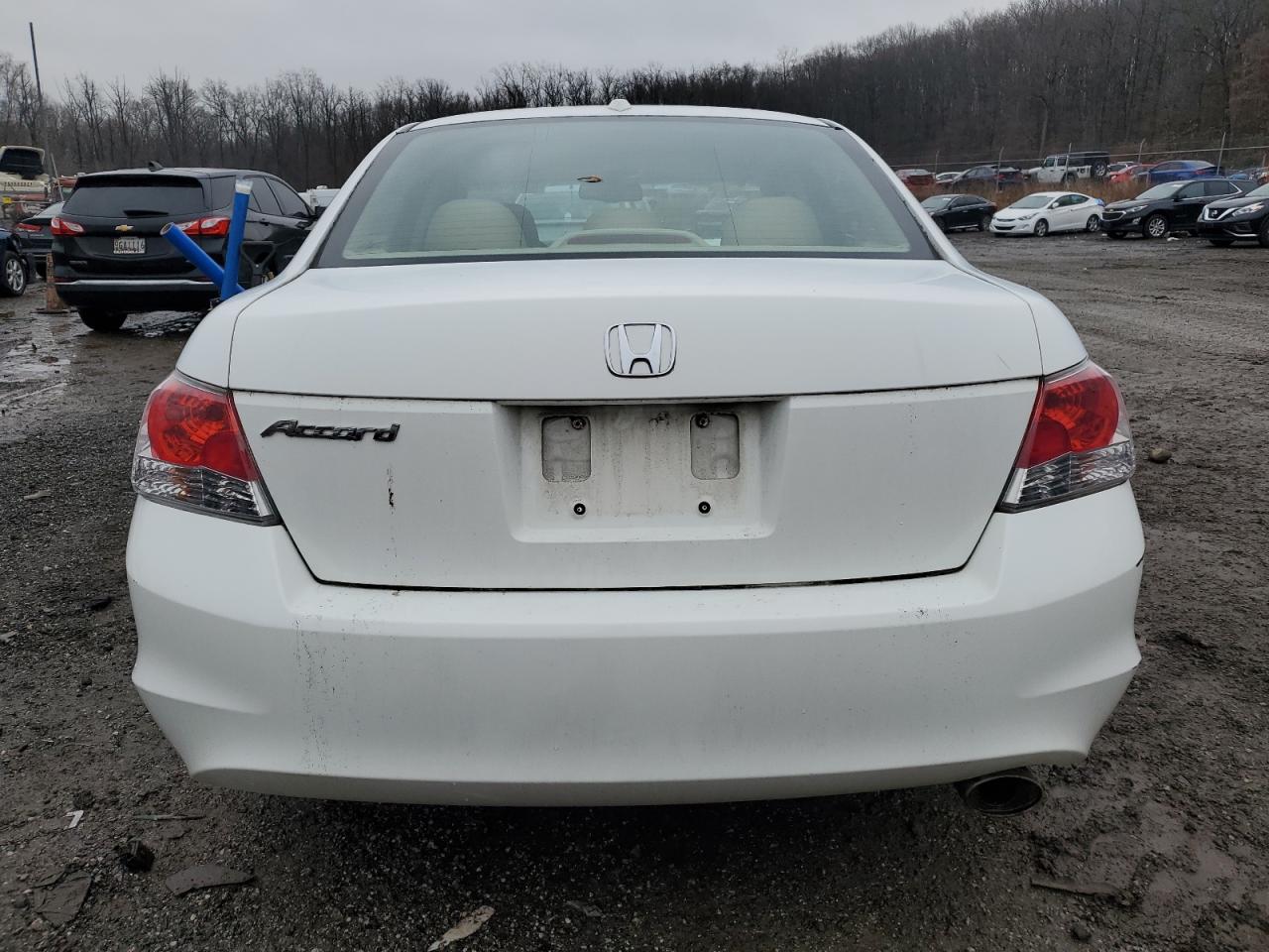2010 Honda Accord - Image 6