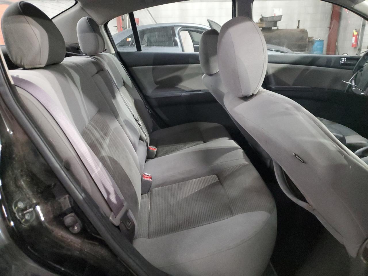 2012 Nissan Sentra - Image 10