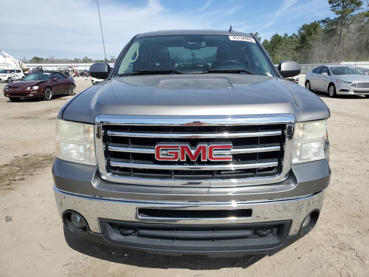 2013 GMC Sierra - Image 5