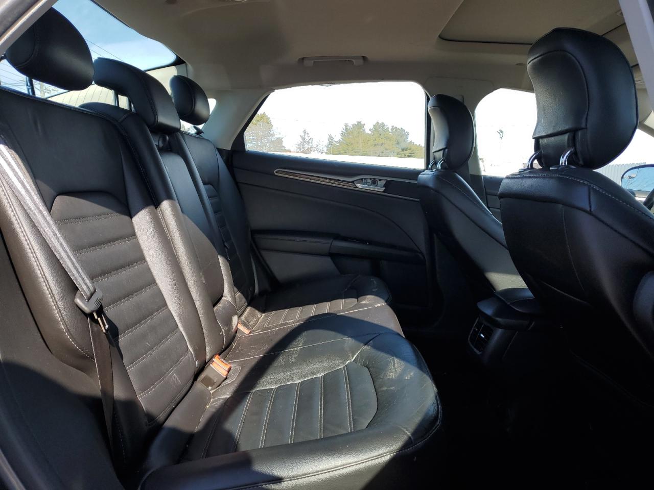 2013 Ford Fusion - Image 10