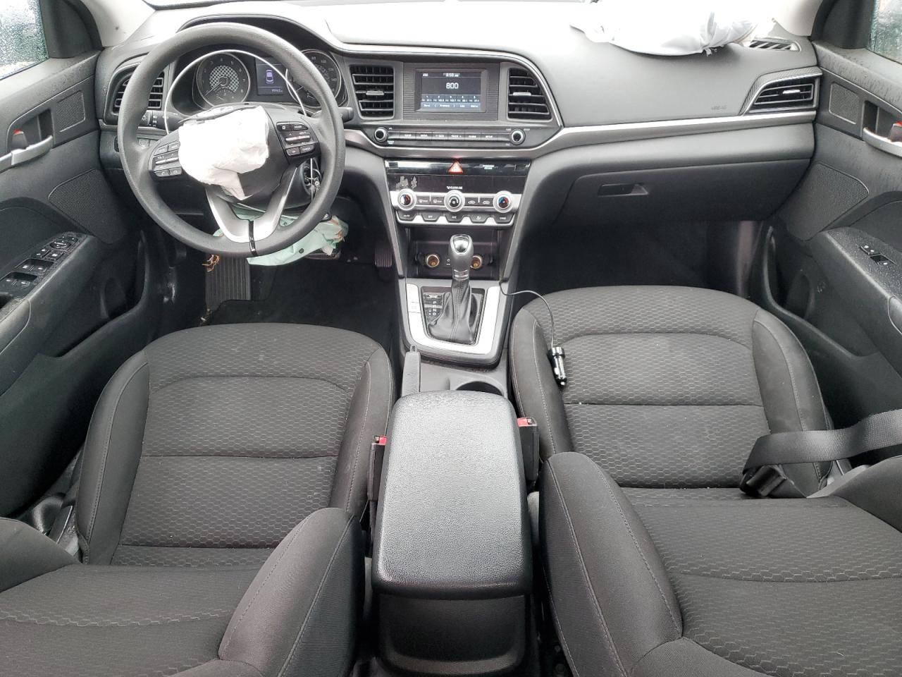 2020 Hyundai Elantra - Image 8