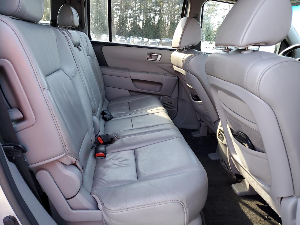 2011 Honda Pilot - Image 11