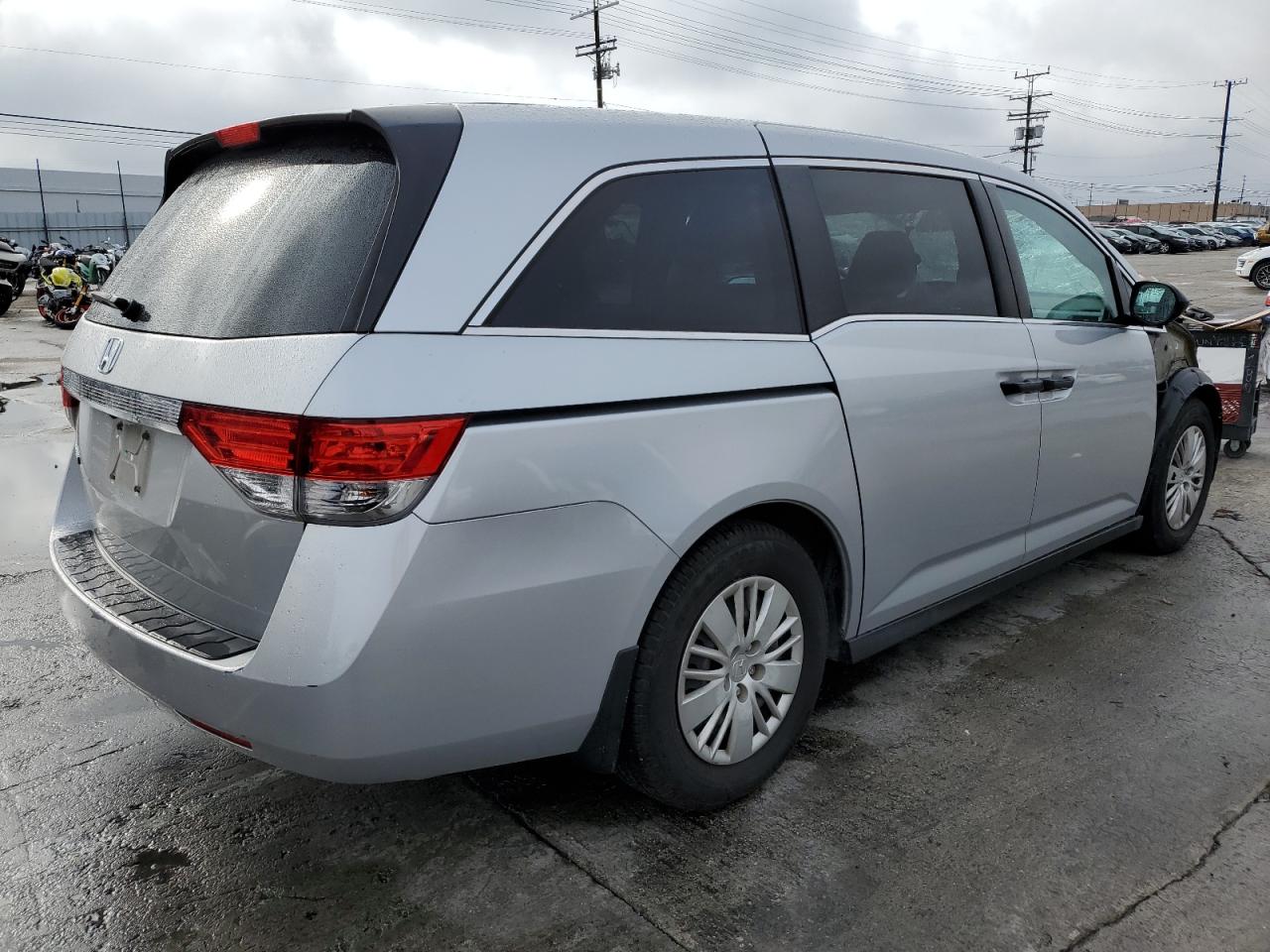 2014 Honda Odyssey - Image 3