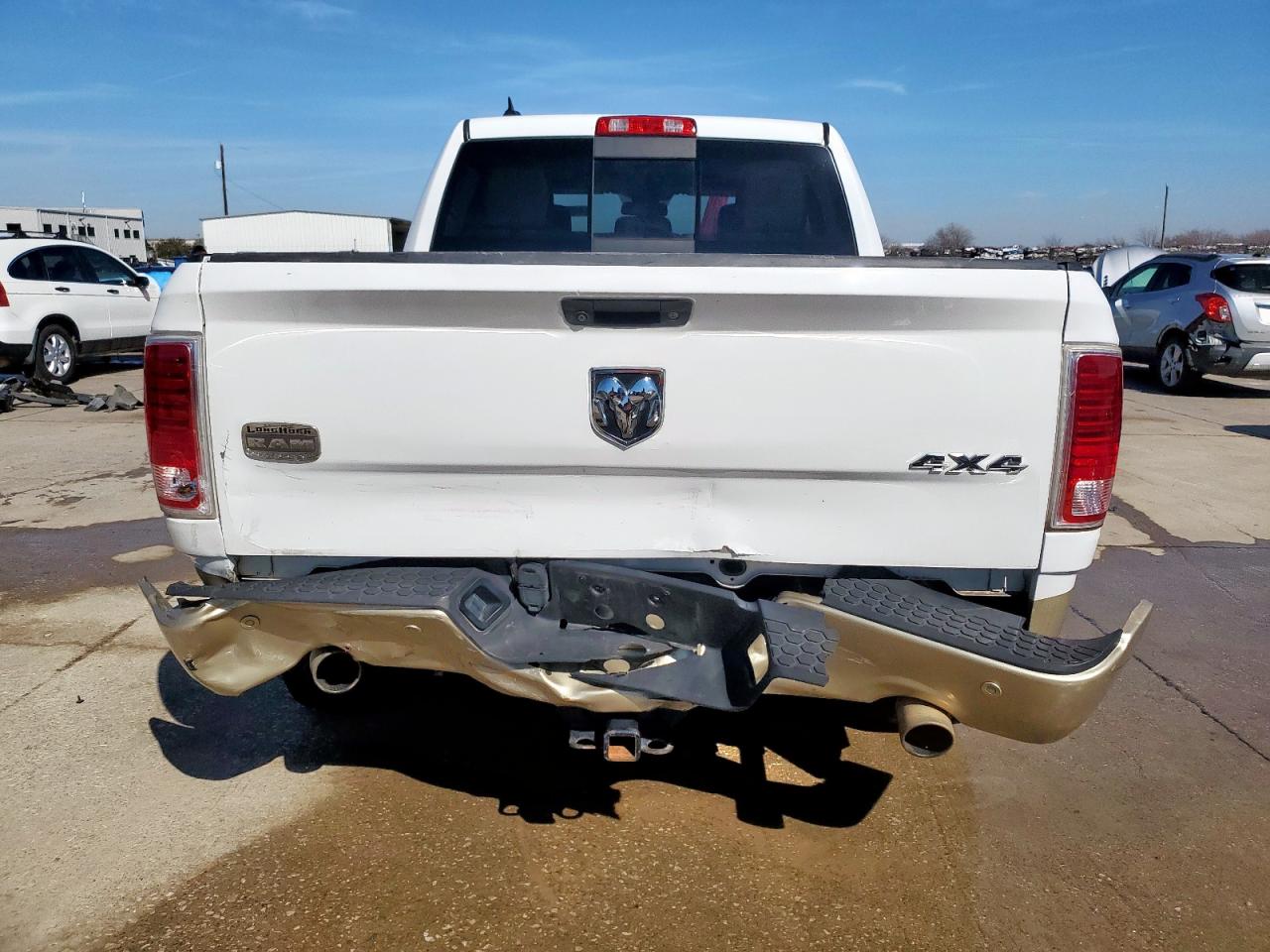 2015 RAM 1500 - Image 6