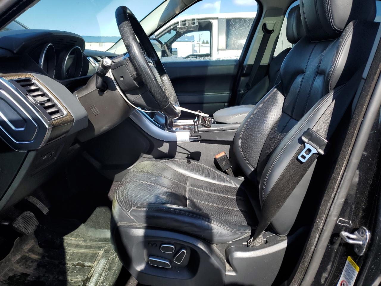 2014 Land Rover Range Rover - Image 7