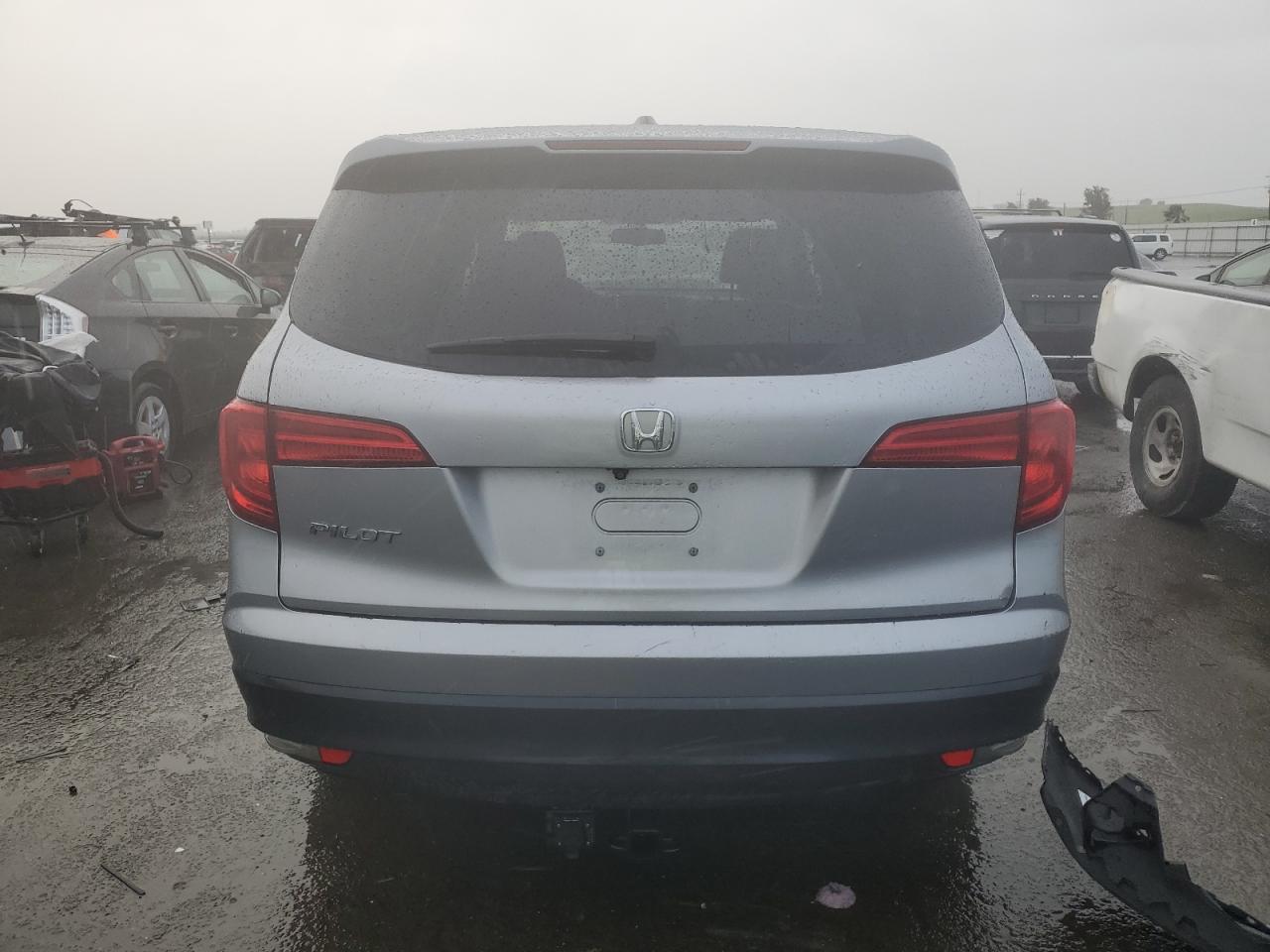 2017 Honda Pilot - Image 6