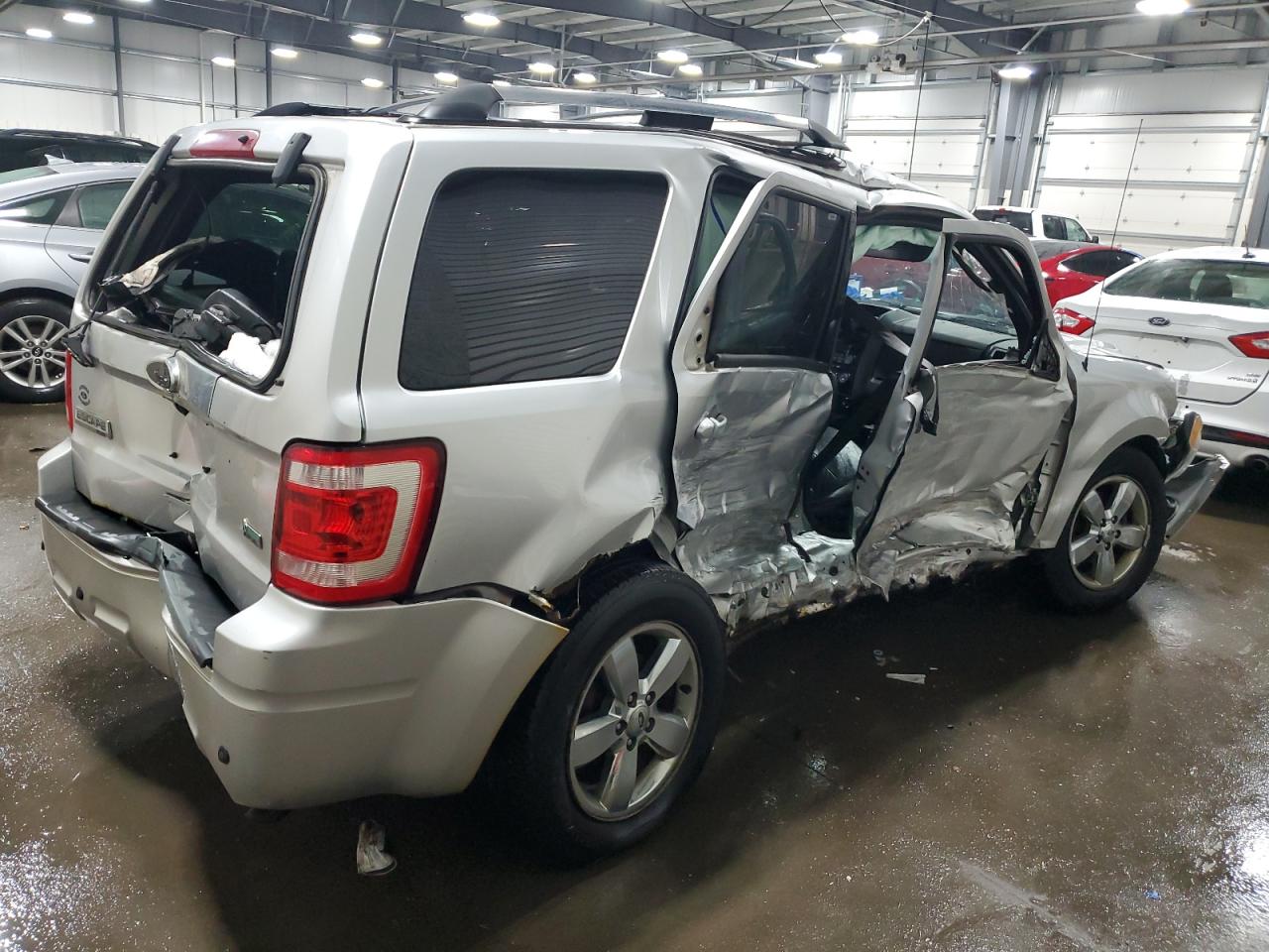 2010 Ford Escape - Image 3