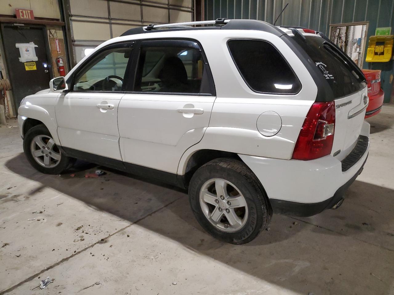 2009 Kia Sportage - Image 2